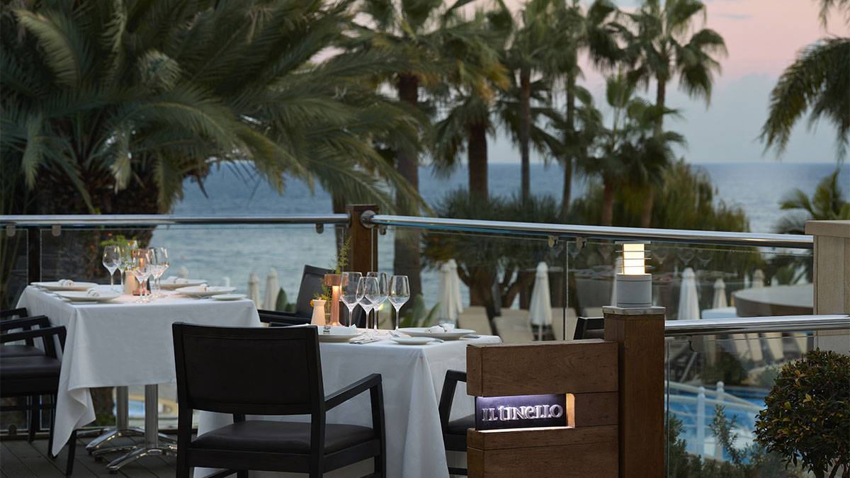 Mediterranean Beach Hotel (Cyprus)